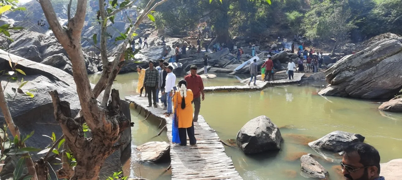  Unique tourist destination Gagri Duduma 
