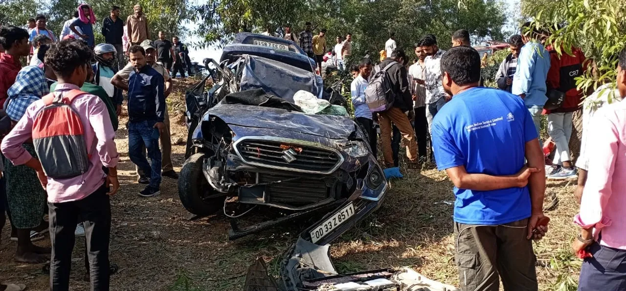  Car accident in Sundargarh district. Photograph: (Sambad ) 