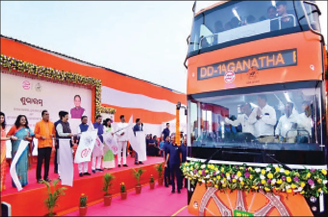  ଗଡ଼ିଲା ରାଜ୍ୟରେ ପ୍ରଥମ ଡବଲ୍ ଡେକର୍ ବସ୍‌