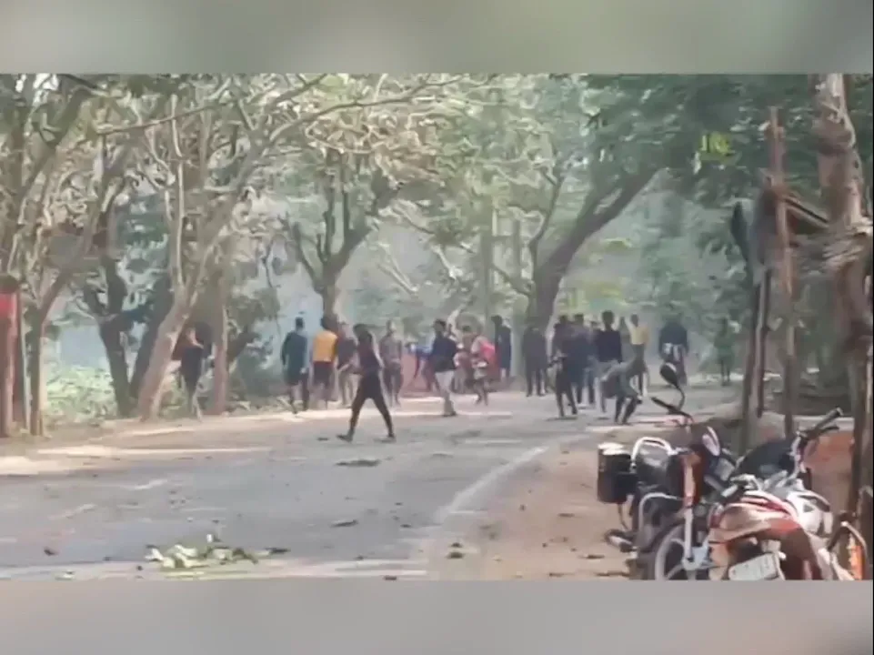 ବାଙ୍କୀରେ ଦୁଇ ଗୋଷ୍ଠୀ ମୁହାଁମୁହିଁ: ୪ ଆହତ