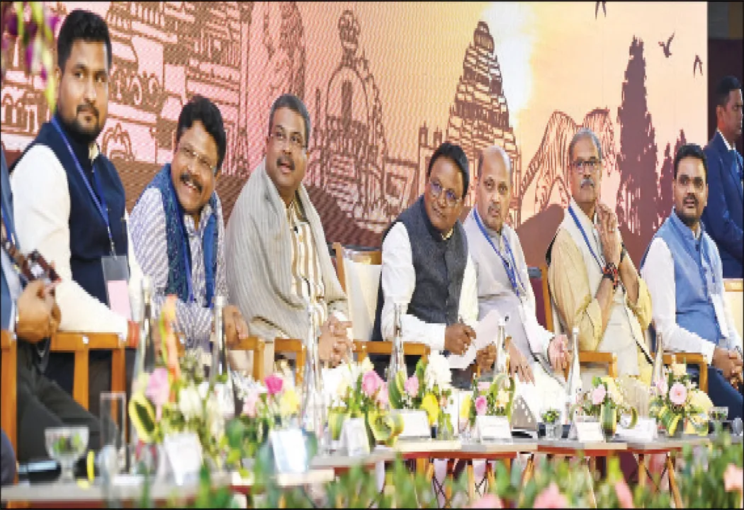 ‘ପ୍ରବାସୀ’ ଏବେ ତୃତୀୟ ଇଞ୍ଜିନ୍‌ ଭାବେ କାମ କରିବ: ମୁଖ୍ୟମନ୍ତ୍ରୀ