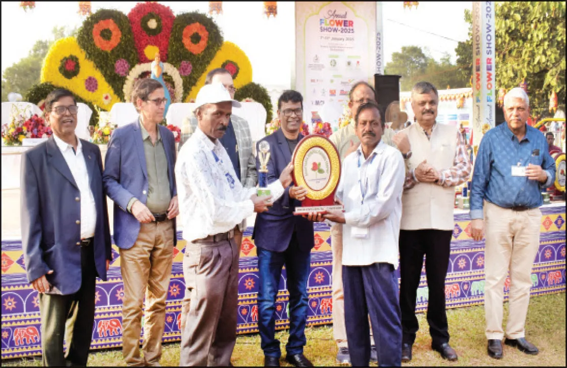  ରାଜ୍ୟସ୍ତରୀୟ ପୁଷ୍ପ ପ୍ରଦର୍ଶନୀ ଉଦ‌୍‌ଯାପିତ: ‘ପ୍ରକୃତିକୁ ଭଲପାଇବା ଓ ସଂରକ୍ଷଣ କରିବାରେ ପୁଷ୍ପ ପ୍ରଦର୍ଶନୀ ପ୍ରେରଣା ଯୋଗାଇବ’