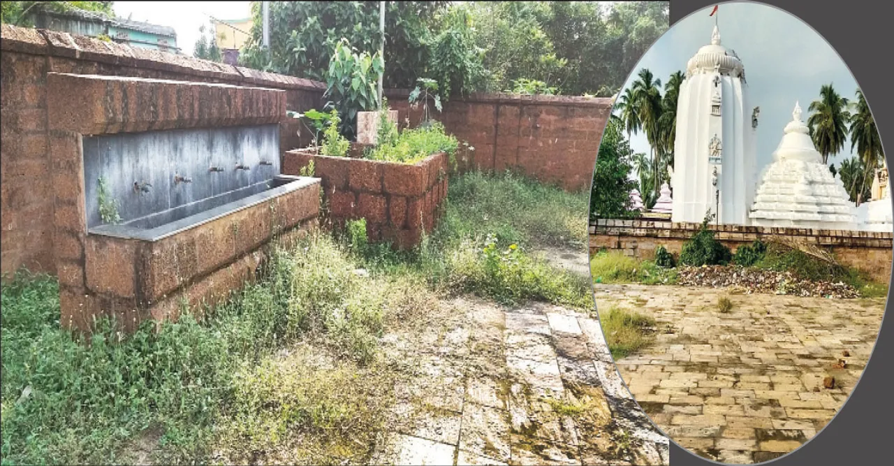  ଅବ୍ୟବସ୍ଥା ଘେରରେ ଅଲାରନାଥଙ୍କ ମନ୍ଦିର: ଆନନ୍ଦବଜାର ପରିସରରେ ଆବର୍ଜନା ଗଦା