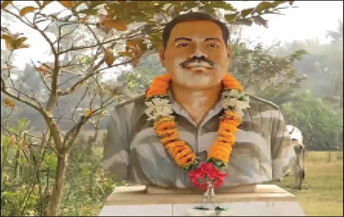  ଅବହେଳିତ ସହିଦ ସ୍ମୃତିସ୍ତମ୍ଭ, ଏଯାଏଁ ମିଳିଲାନି ନିଯୁକ୍ତି: ୧୫ ବର୍ଷ ହେଲା ପତ୍ନୀଙ୍କ ଆଖିରୁ ଲୁହ ଶୁଖୁନି