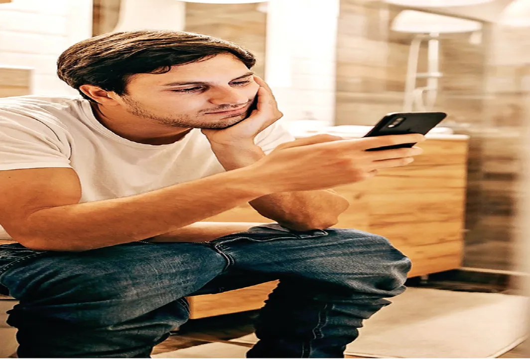  ଶୌଚାଳୟକୁ ମୋବାଇଲ୍‌ ନେବା ଅସ୍ବାସ୍ଥ୍ୟକର