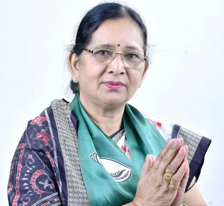  ଦେବଗଡ଼ ପୌରାଧ୍ୟକ୍ଷl ଶାନ୍ତିମଞ୍ଜରୀ ଦେଇ ବହିଷ୍କୃତ