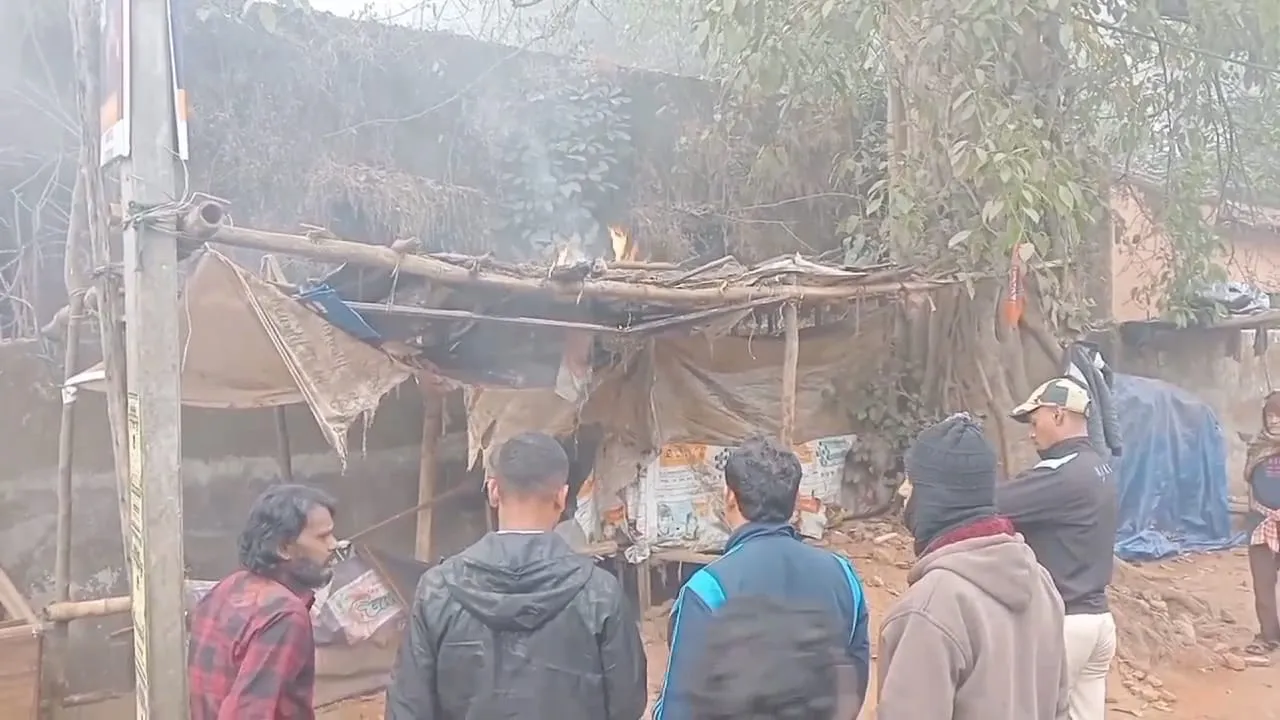  Shop got fire in Koraput. Photograph: (Sambad ) 