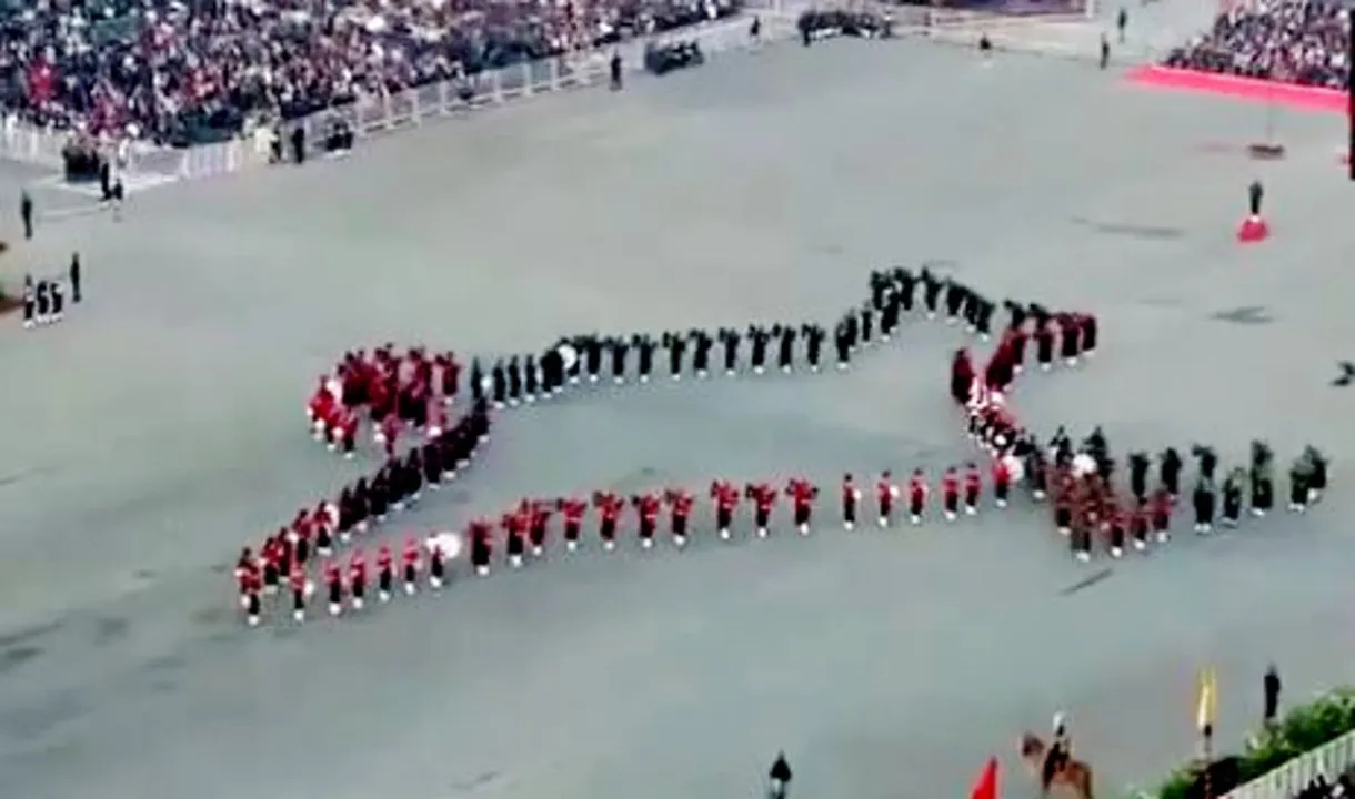  Beating retreat ceremony Photograph: (Sambad.in) 