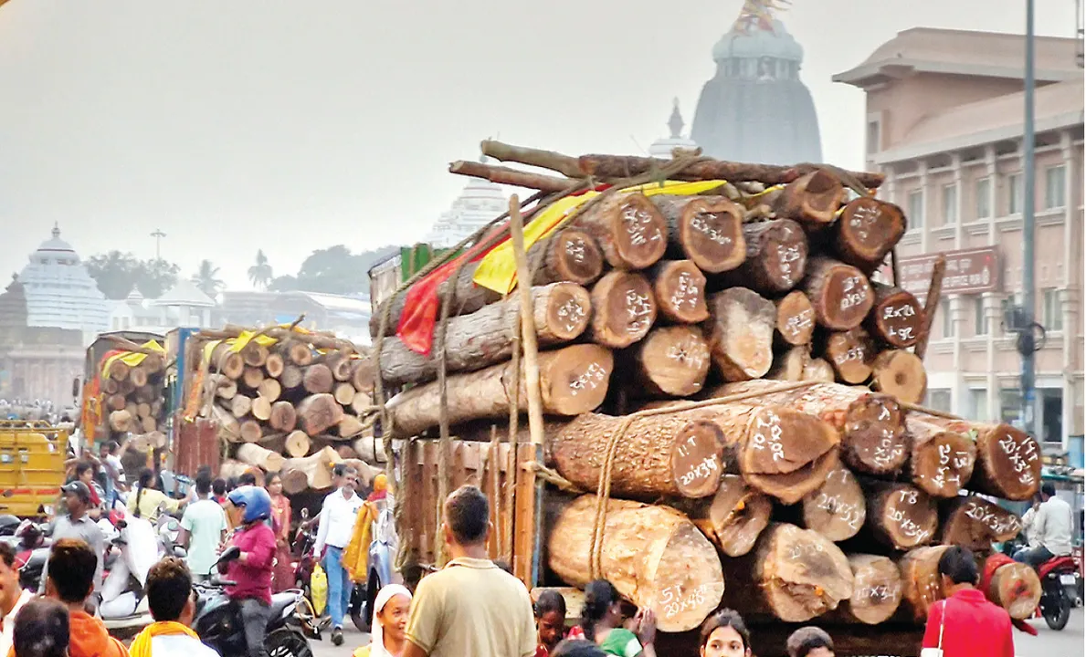  ଶ୍ରୀକ୍ଷେତ୍ରରେ ପହଞ୍ଚିଲା ପ୍ରଥମ ପର୍ଯ୍ୟାୟ ରଥକାଠ