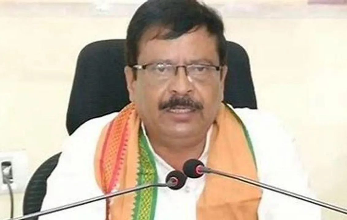  Definition of landless will Change: Minister of Revenue  