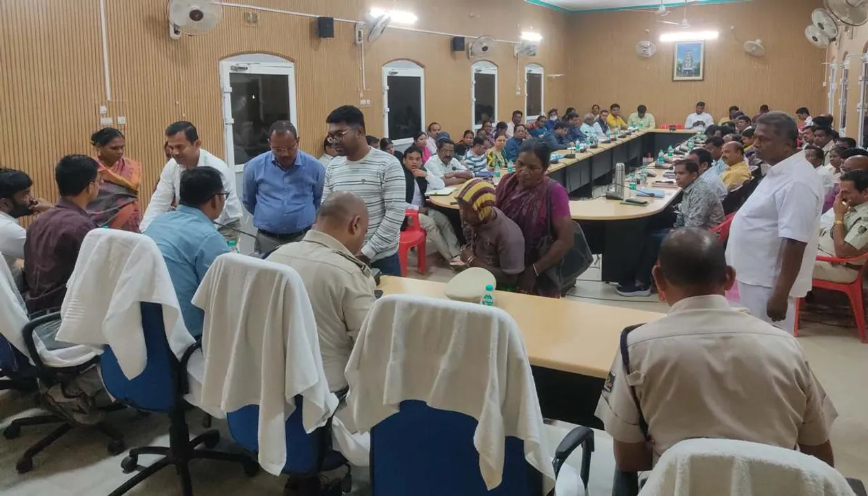  Sub-Divisional Joint Public Hearing at Rairangpur Photograph: (sambad.in) 