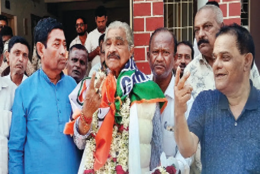  ପିସିସି ସଭାପତିଙ୍କ ନିଲମ୍ବନ, ବହିଷ୍କାର ଆଦେଶ ପ୍ରତ୍ୟାହାର ପରେ: ନଡ଼ିଆ ବାଡ଼େଇ କଂଗ୍ରେସ ଭବନକୁ ଗଲେ ସୁର