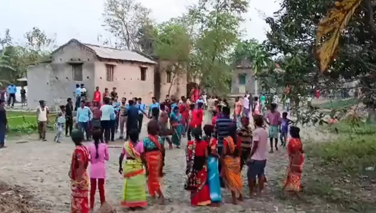  ହୋଲିରେ ପଶ୍ଚିମବଙ୍ଗର ବୀରଭୂମରେ ହିଂସା