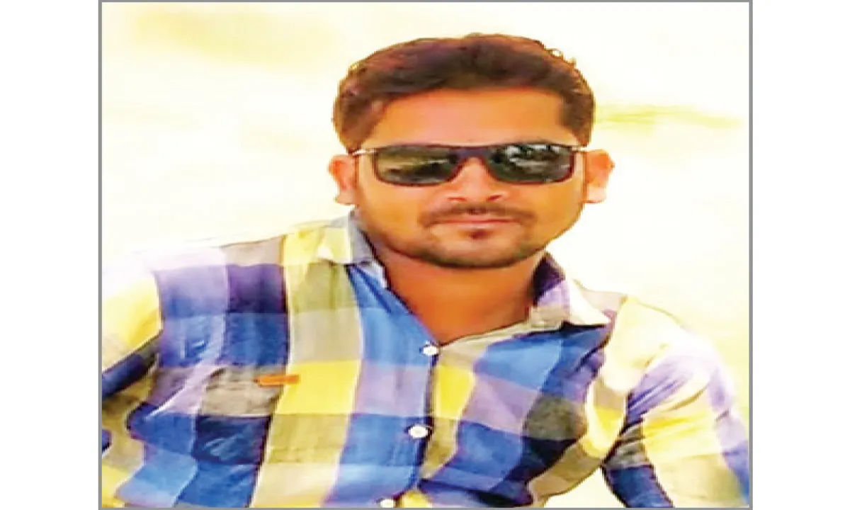  ଟାୱାରକୁ ଚଢ଼ି ଯୁବକଙ୍କ ଆତ୍ମହତ୍ୟା ଉଦ୍ୟମ: ଉଦ୍ଧାର ପରେ ଡାକ୍ତରଖାନାରେ ମୃତ