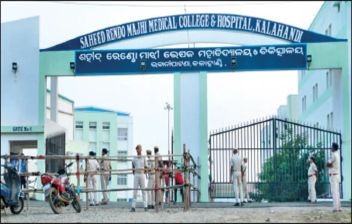  ସହିଦ ରେଣ୍ଡୋ ମାଝୀ ମେଡିକାଲ କଲେଜ: ଡାକ୍ତରୀ ପାଠପଢ଼ା ବି କାମଚଳା