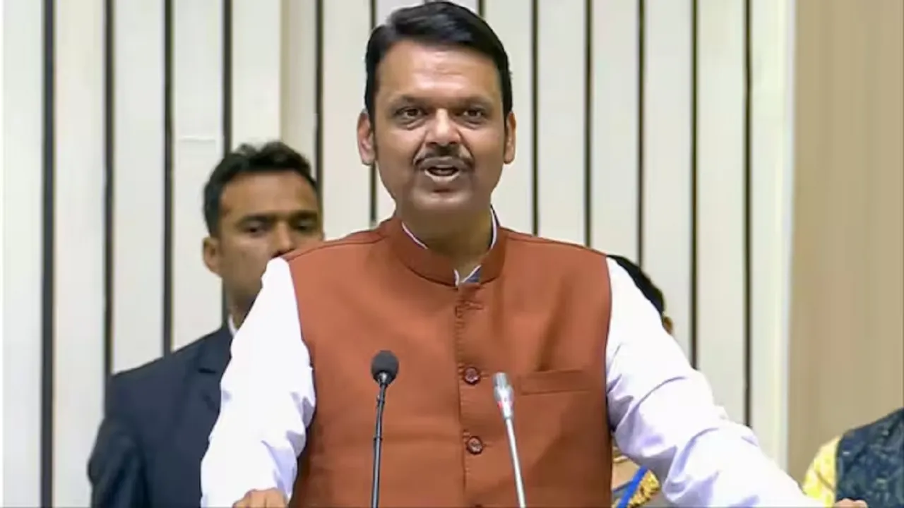  ଆଇନଗତ କାର୍ଯ୍ୟାନୁଷ୍ଠାନ ନିଆଯିବ; କୁନାଲ କାମ୍ରାଙ୍କ ବିବାଦୀୟ ମନ୍ତବ୍ୟକୁ ନେଇ ଫଡନାଭିସ୍‌ଙ୍କ ବୟାନ