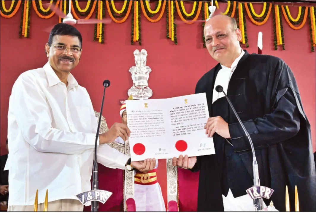  ଶପଥ ନେଲେ ହାଇକୋର୍ଟର ମୁଖ୍ୟ ବିଚାରପତି