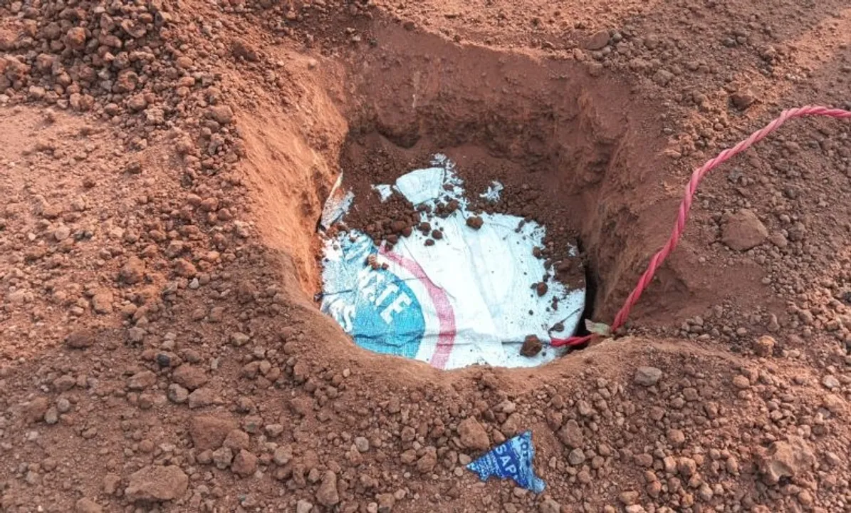  Landmine defused Photograph: (Sambad ) 
