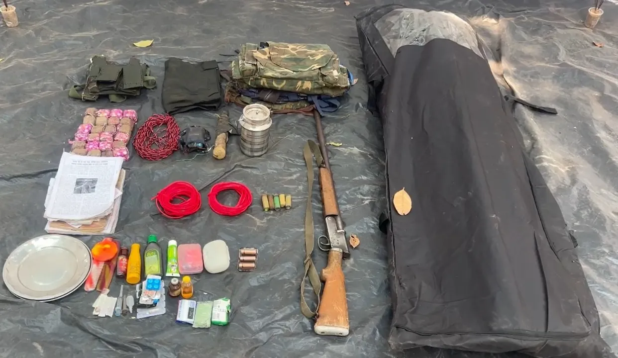  One naxal dead Photograph: (Sambad ) 