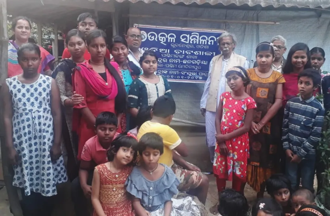  ବିଚ୍ଛିନ୍ନାଞ୍ଚଳରେ ଓଡ଼ିଆ ଶିକ୍ଷା:  ଚାଟଶାଳୀରେ ଶିକ୍ଷାଦାନ କରୁଥିବା ୬୫୦ ଶିକ୍ଷକ ଶିକ୍ଷୟିତ୍ରୀଙ୍କୁ ମିଳିନି ଦରମା