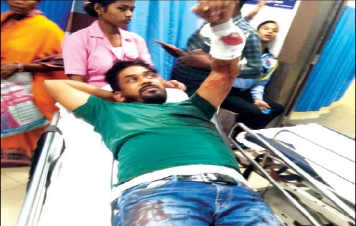  ଖଣ୍ଡା ଚୋଟରେ ଯୁବକ ଗୁରୁତର