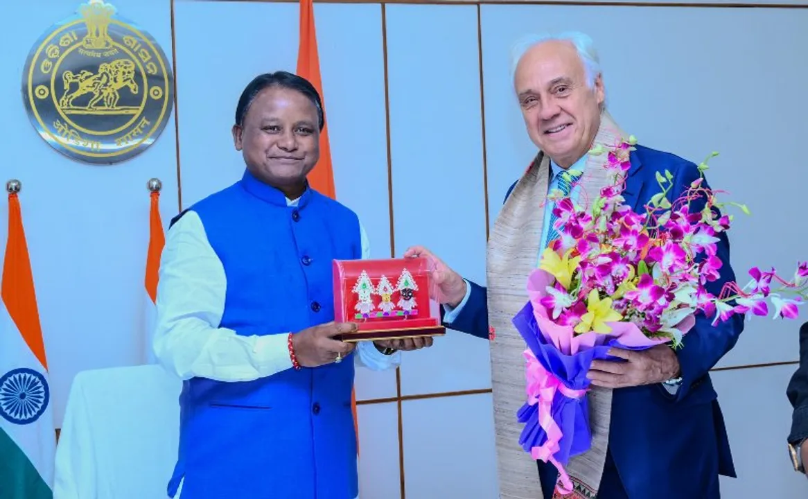  ମୁଖ୍ୟମନ୍ତ୍ରୀଙ୍କୁ ସୌଜନ୍ୟମୂଳକ ସାକ୍ଷାତ କଲେ ସ୍ପେନର ରାଷ୍ଟ୍ରଦୂତ