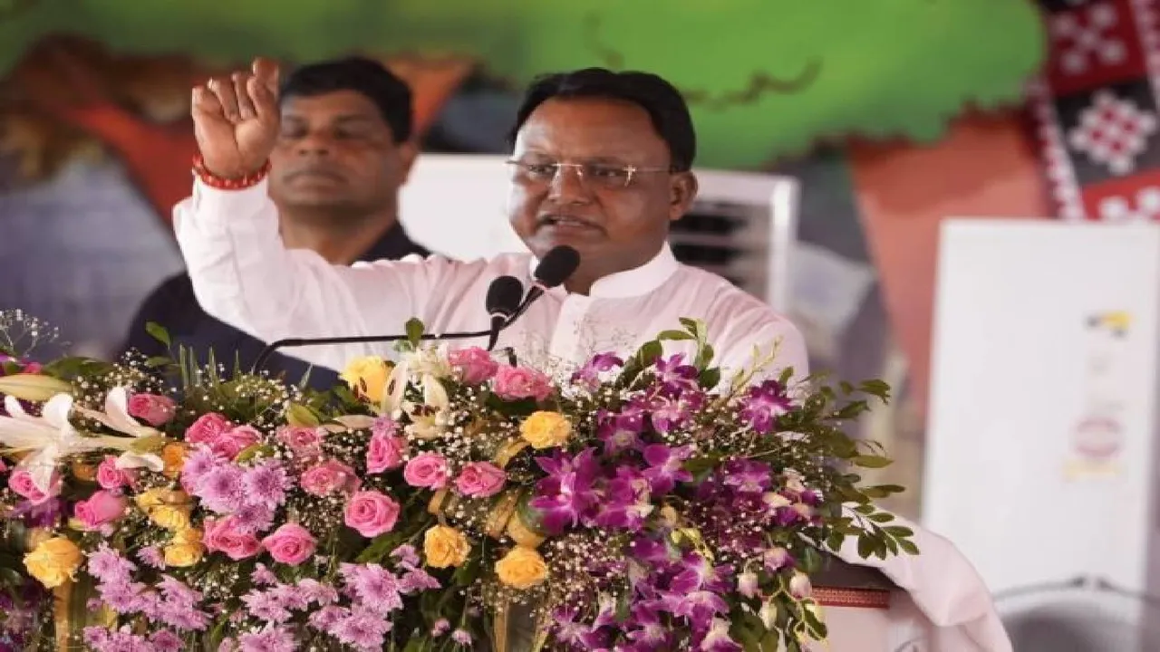  Laying of foundation stone of 314 block-level stadiums, emphasis on clean energy Photograph: (sambad.in) 