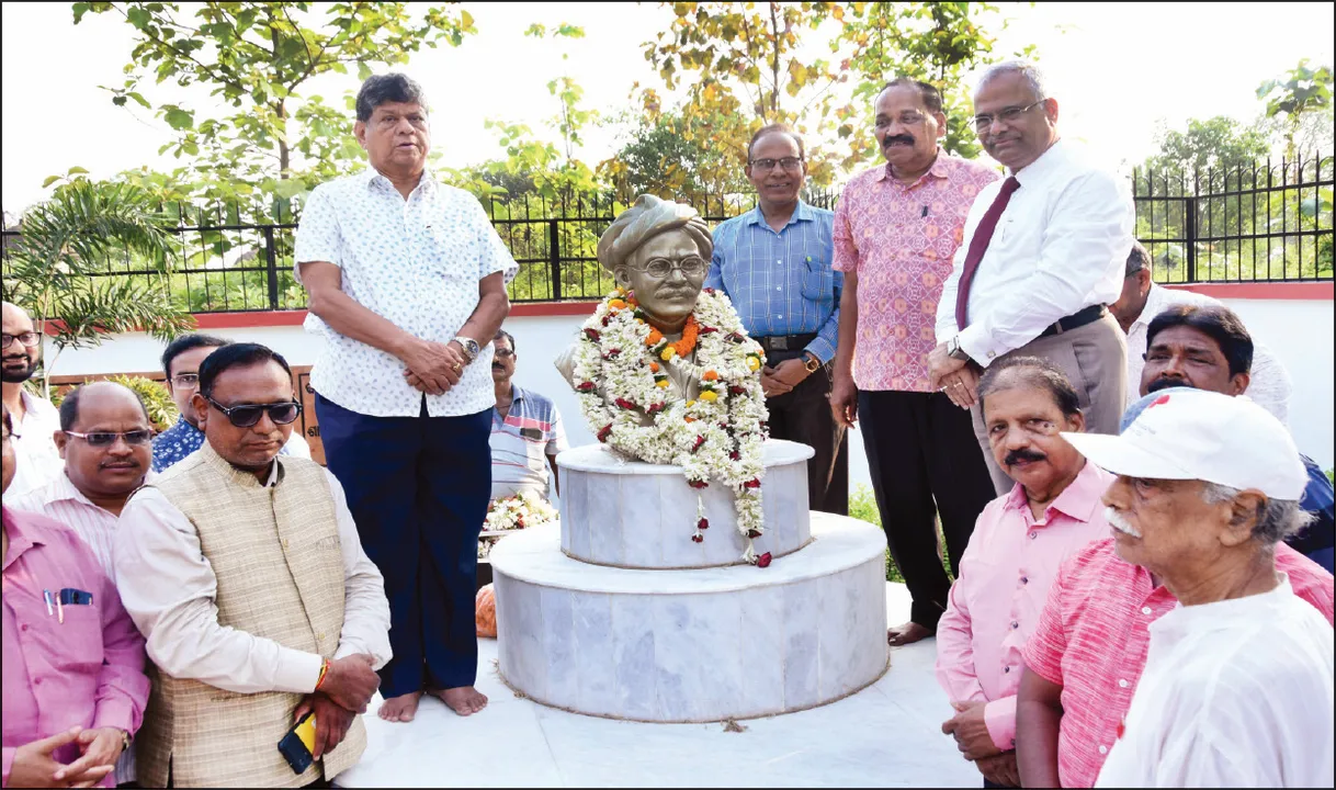  ସମାଧିପୀଠ ଗୋରାକବରରେ ସ୍ବାଭିମାନ ଦିବସ: ‘ମଧୁବାବୁ ଓଡ଼ିଆ ସ୍ବାଭିମାନ ଓ ଅସ୍ମିତାର ଅନ୍ୟତମ ପ୍ରତୀକ’
