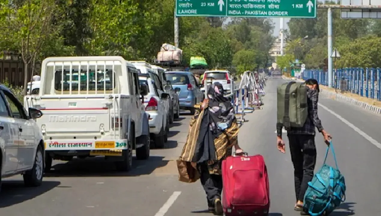  ଅଟାରୀ-ୱାଘା ଗେଟ୍‌ ଖୋଲି ନାକରିକଙ୍କୁ ଦେଶକୁ ଫେରାଇନେଲା ପାକିସ୍ତାନ