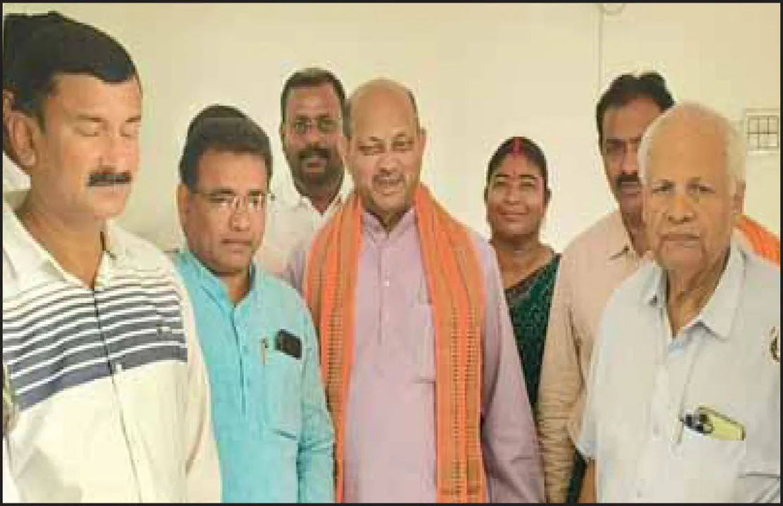  ଆଇନଜୀବୀଙ୍କ ବିରୋଧରେ ମନମୋହନଙ୍କ ମାନହାନି ମକଦ୍ଦମା: ଆକାଉଣ୍ଟକୁ କୋଟିଏ ଟଙ୍କା ଯାଇଥିବା କହିଥିଲେ