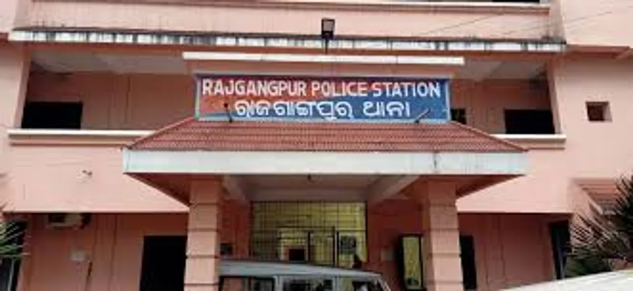  ପୂଜକଙ୍କ ଘରୁ ଡକାୟତି ଉଦ୍ୟମ, ଡକାୟତକୁ କାବୁକଲେ ଗ୍ରାମବାସୀ