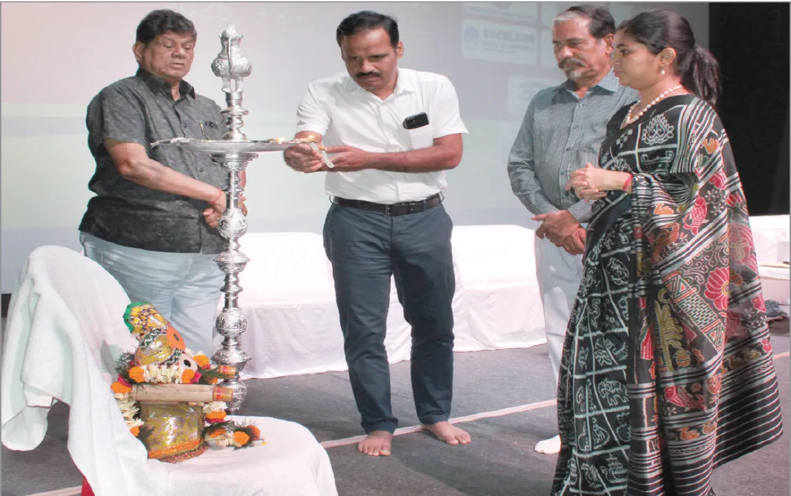  ଯାଜପୁରରେ ‘ସମ୍ବାଦ’ ମାଟ୍ରିକ୍‌ ଚାମ୍ପ୍‌ସ: ‘ବୃତ୍ତି ଚୟନରେ ଚାପ ନ ପଡ଼ୁ’
