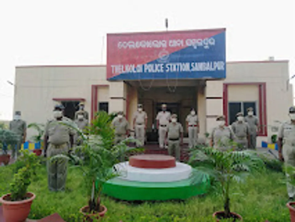  ବେଆଇନ ଭାବେ ଫ୍ଲାଏ ଆସ୍ ଡମ୍ପିଂ କରୁଥିବା ୨୩ ହାଇୱା ପୁଲିସ ଦ୍ବାରା ଜବତ
