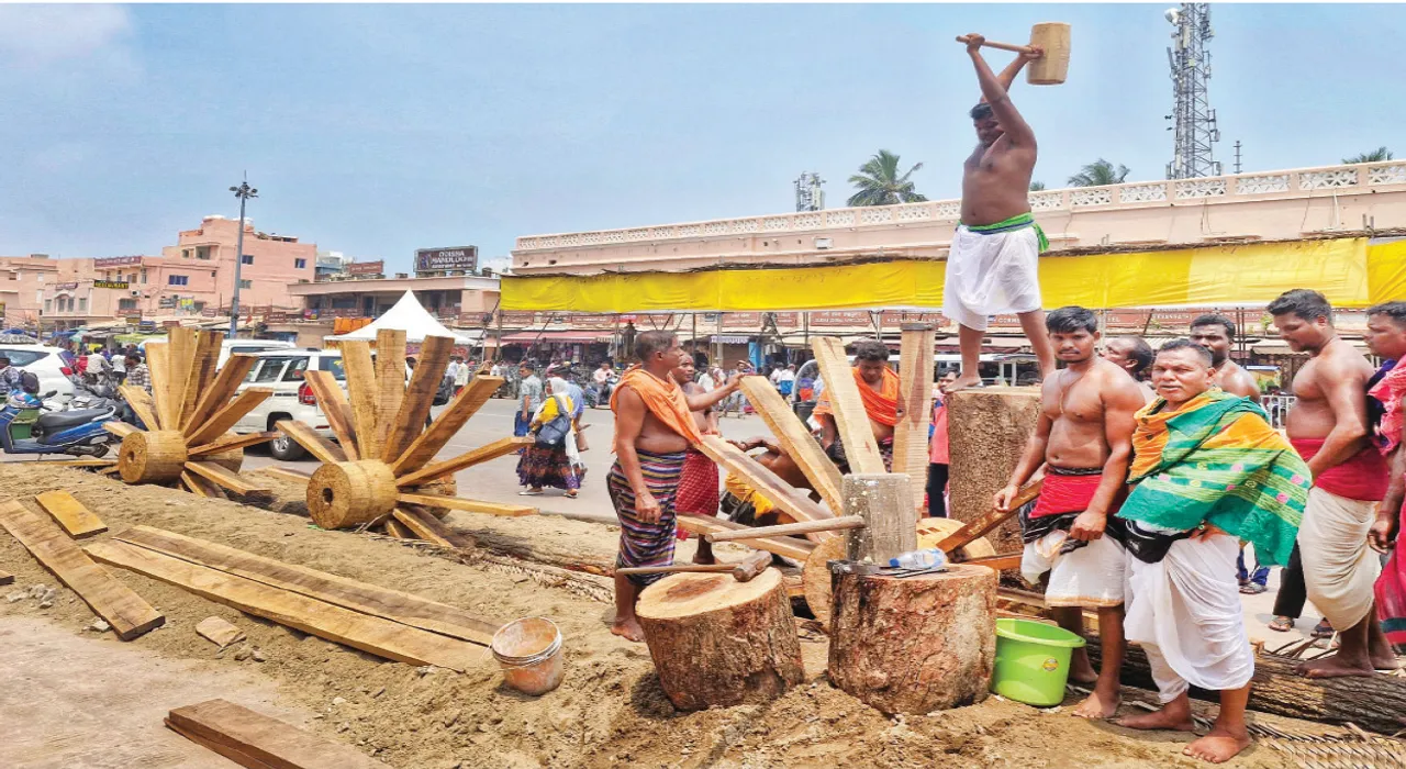  ସାଆନ୍ତେ ଆସିବେ ବୋଲି... ସିଙ୍ଗଡ଼ା ବାଡ଼ିଆ ଅନୁକୂଳ
