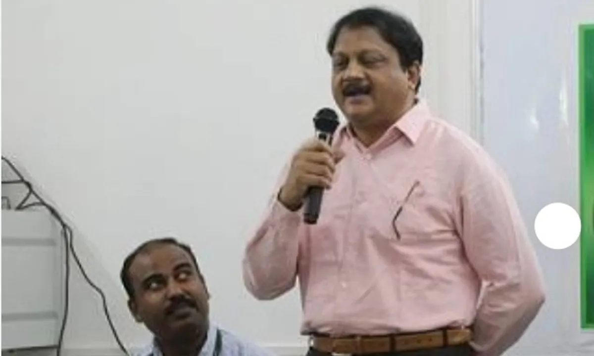  ଭଦ୍ରକର ପ୍ରସିଦ୍ଧ ପାଳୁଅ ଲଡୁକୁ ଟିଫିନ୍ ରେ ଖାଇବାକୁ ଜିଲ୍ଲାପାଳଙ୍କ ନିବେଦନ