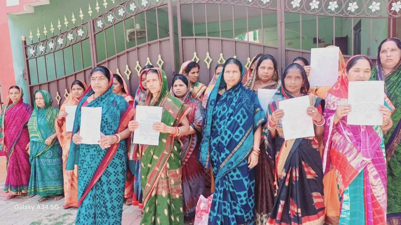  ଜୟପୁର ଗ୍ରାମକୁ ମଦମୁକ୍ତ କରିବା ପାଇଁ ଏସ୍‌ଡିପିଓଙ୍କ ନିକଟରେ ଦାବି