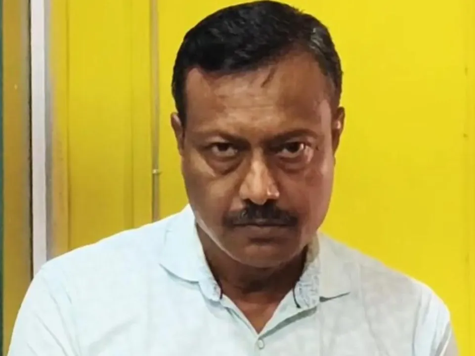  ଲାଞ୍ଚ ନେଇ ଭିଜିଲାନ୍ସ ହାତରେ ଧରାପଡ଼ିଲେ ବାରିପଦା ପୌରପରିଷଦର ବରିଷ୍ଠ କିରାଣି