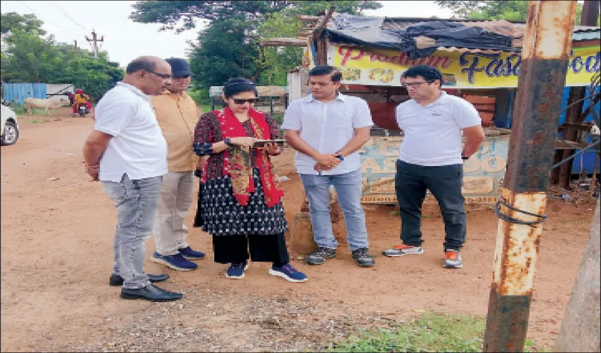  ଗଙ୍ଗୁଆ ଓ ଦୟା ୱେଷ୍ଟ କେନାଲ୍: ହଟିବ ଜବରଦଖଲ, ଆବର୍ଜନା
