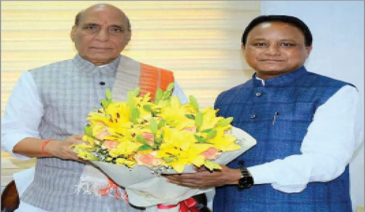 କେନ୍ଦ୍ର ପ୍ରତିରକ୍ଷା ମନ୍ତ୍ରୀଙ୍କୁ ଭେଟିଲେ ମୁଖ୍ୟମନ୍ତ୍ରୀ ମୋହନ ମାଝୀ