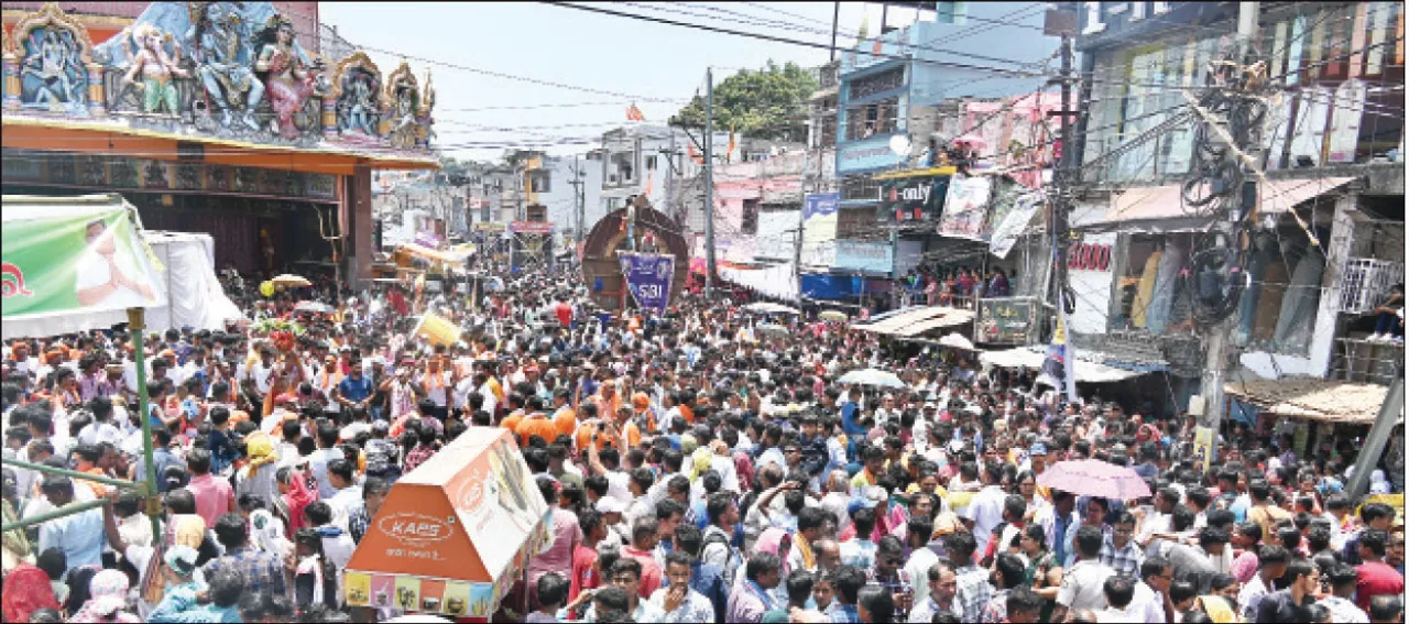  ଶେଷ ହେଲା ଶୀତଳଷଷ୍ଠୀ: ବାହୁଡ଼ିଲେ ଦେବଦମ୍ପତି, ଲୋକାରଣ୍ୟ ସମ୍ବଲପୁର