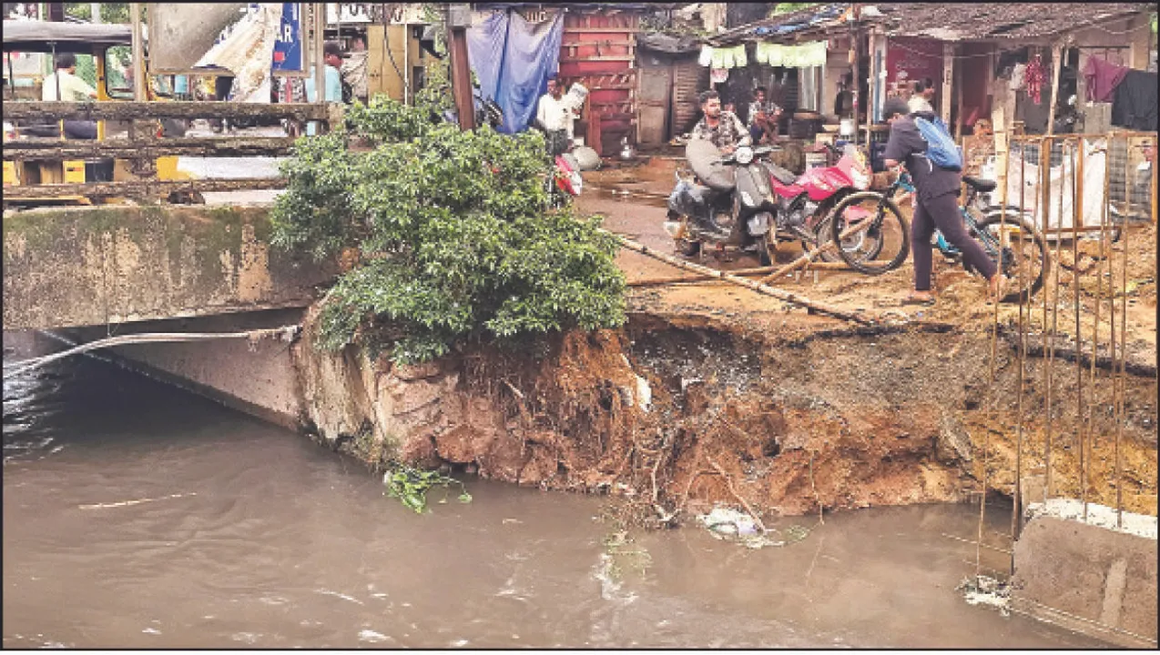  ଧସିଲା ଲକ୍ଷ୍ମୀସାଗର କେନାଲ୍‌ ରାସ୍ତା
