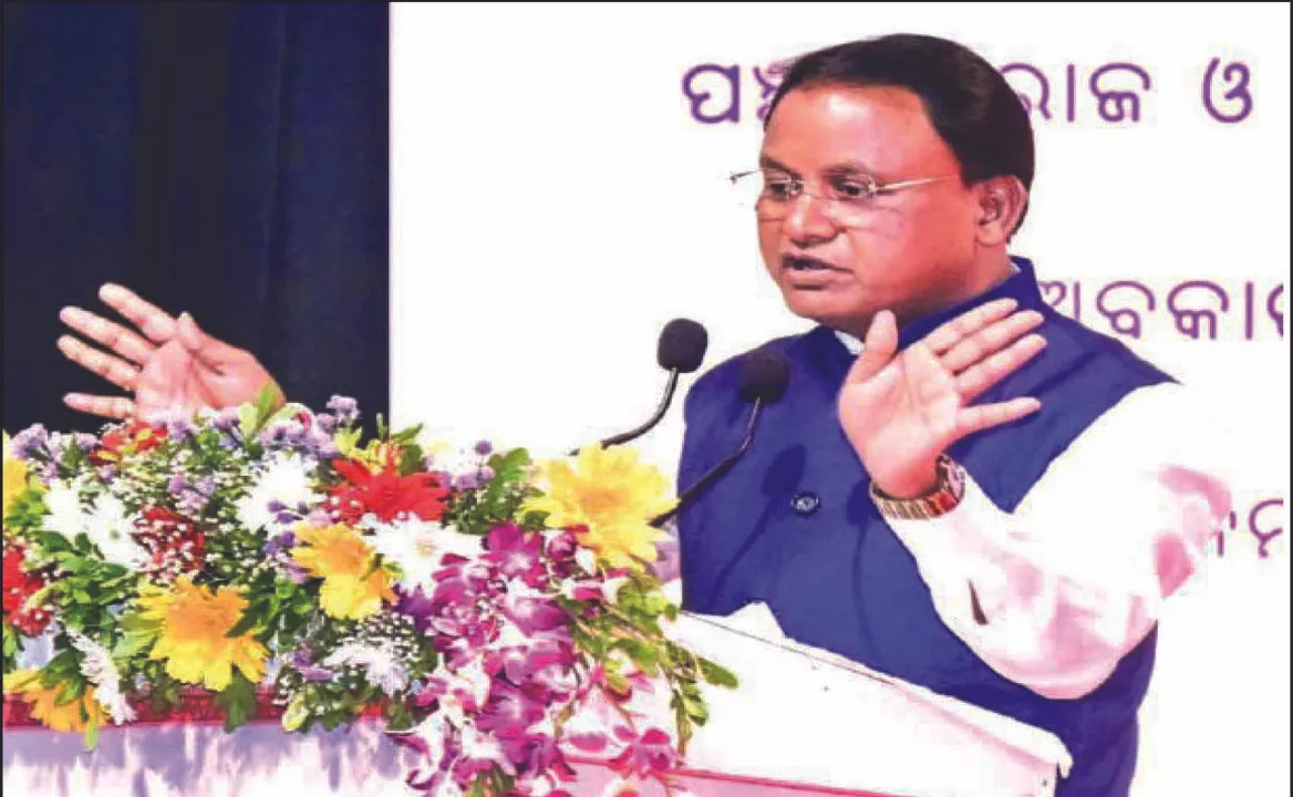  ୫ ବର୍ଷରେ ପୂରଣ ହେବ ଦେଢ଼ ଲକ୍ଷ ସରକାରୀ ପଦ: ‘ଗରିବ କଷ୍ଟରେ ଅଛନ୍ତି, ନ୍ୟାୟ ଦିଅ’