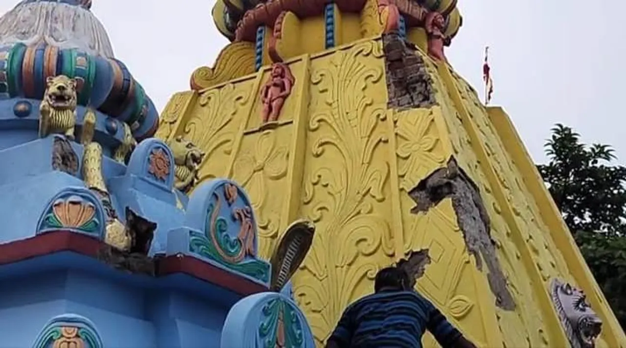  ବଜ୍ରାଘାତରେ ଜଗନ୍ନାଥ ମନ୍ଦିରର ଦଧିନଉଡି ଫାଟିଲା,  ଶିବ ଲିଙ୍ଗ ଗର୍ଭ ଫାଟିଲା