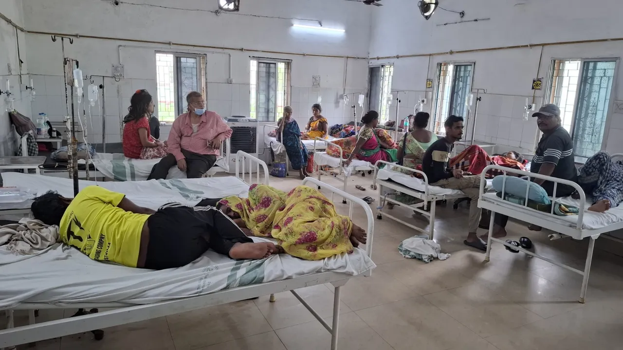  ରାଉରକେଲାକୁ ବ୍ୟାପିଲା ଡାଇରିଆ:  ଆର୍‌ଜିଏଚ୍‌ରେ ବଢୁଛି ରୋଗୀସଂଖ୍ୟା, ଦୁଇ ଗୁରୁତରଙ୍କୁ ଅନ୍ୟତ୍ର ସ୍ଥାନାନ୍ତର