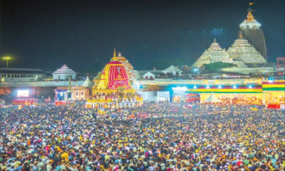  ସିଂହଦ୍ବାରରେ ନନ୍ଦିଘୋଷ: ରାତିରେ ହେଲା ରଥଟଣା; ଶ୍ରୀଜଗନ୍ନାଥପ୍ରେମୀ କ୍ଷୁବ୍ଧ, ସରକାର ଭୀଷଣ ଅସନ୍ତୁଷ୍ଟ