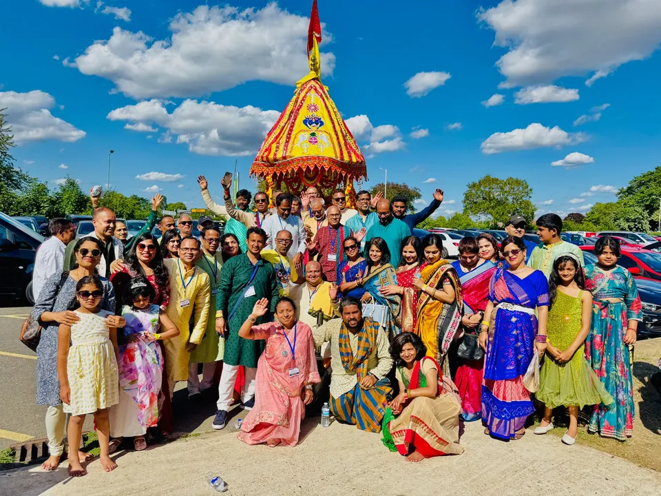  ଜୟ ଜଗନ୍ନାଥ ଧ୍ୱନିରେ କମ୍ପିଲା ଲଣ୍ଡନର ରଥଯାତ୍ରା