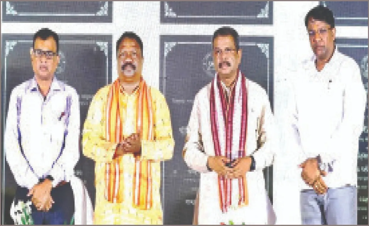  ‘କୃଷି ବ୍ୟବସାୟ ଆଧାରିତ ଅର୍ଥନୀତି ହେବ ଦେବଗଡ଼’: ୧୬୩ କୋଟି ଟଙ୍କାର ୪୫ଟି ପ୍ରକଳ୍ପ ଲୋକାର୍ପିତ