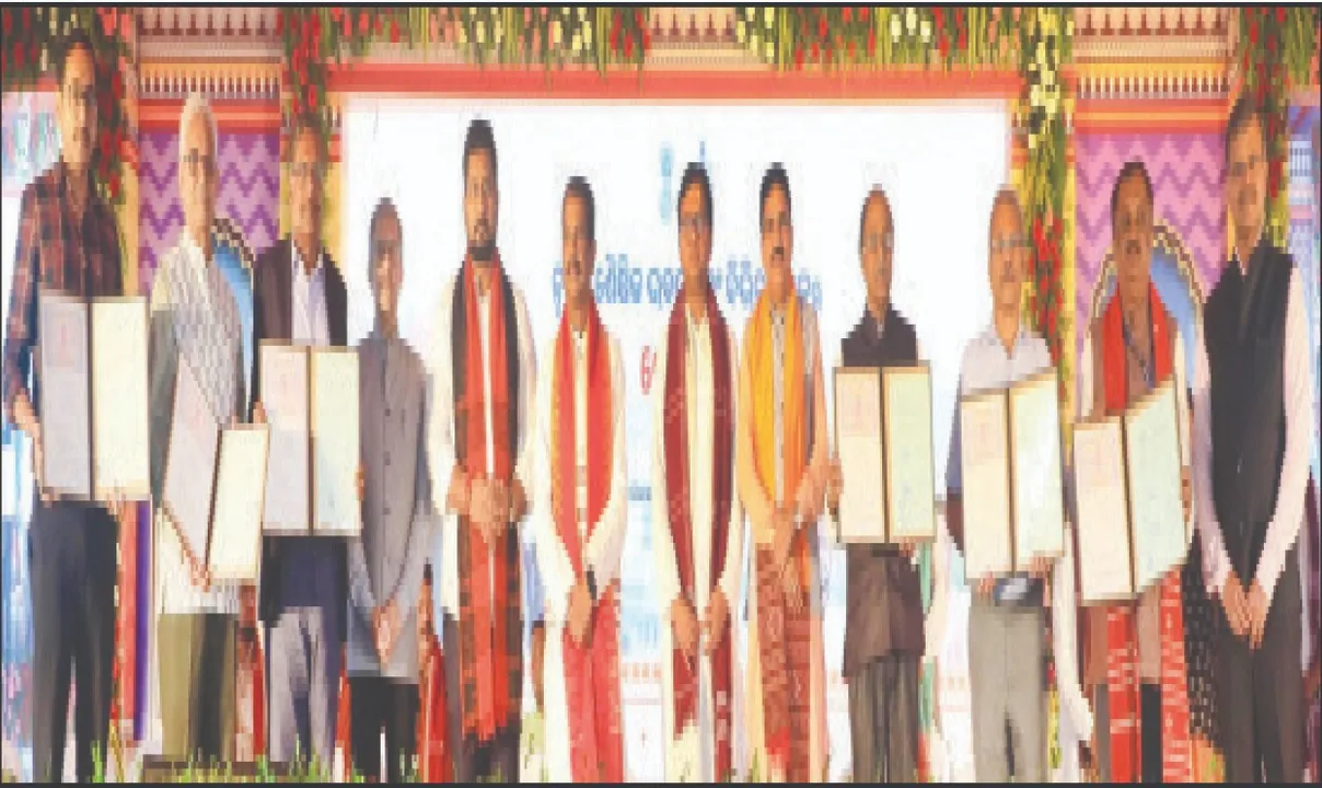  ୭୫୦ କୋଟି ଟଙ୍କାର ପ୍ରକଳ୍ପ ଭେଟିଦେଲେ ଧର୍ମେନ୍ଦ୍ର: ୬ ଅଗ୍ରଣୀ କେନ୍ଦ୍ରୀୟ ଉଚ୍ଚଶିକ୍ଷାନୁଷ୍ଠାନ ସହ ଏମ୍‌ଓୟୁ