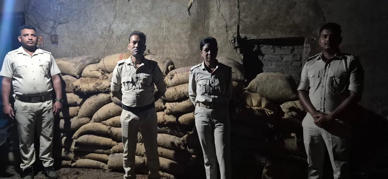  ଅବକାରୀ ଚଢ଼ଉ: ୨୫ କୁଇଣ୍ଟାଲ ମହୁଲ ଜବତ