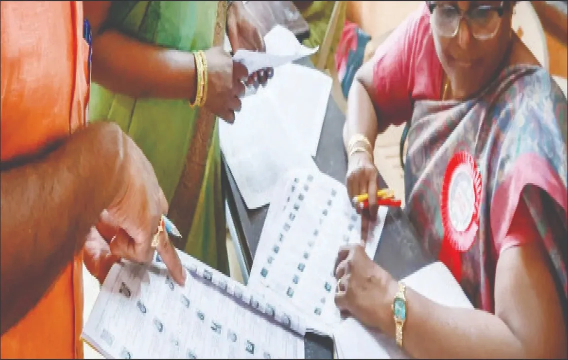  ଖୁବ୍‌ଶୀଘ୍ର ଆରମ୍ଭ ହେବ ଦେଶବ୍ୟାପୀ ଏସ୍‌ଆଇଆର୍‌: ସିଇଓମାନେ ପୂର୍ବ ସଂଶୋଧନ ତଥ୍ୟ ପ୍ରକାଶ କଲେ